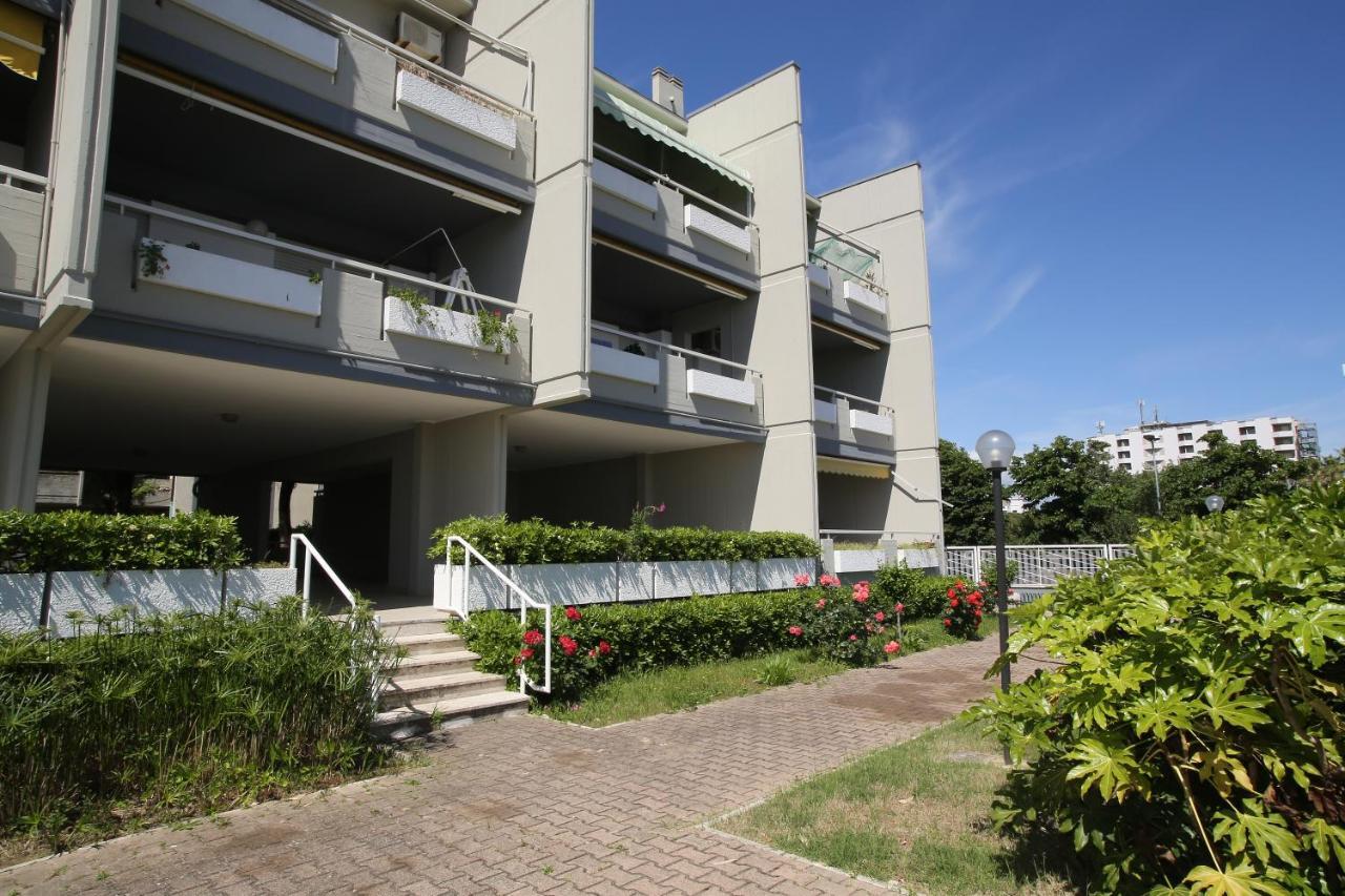 Residence Le Palme Montesilvano Marina Εξωτερικό φωτογραφία